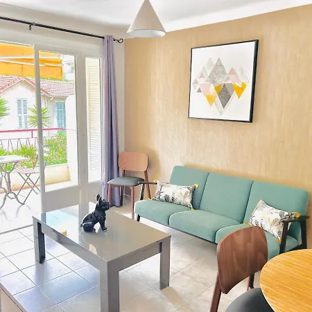 2 Bedroom Luxury Flat With Balcony Cannes Center
